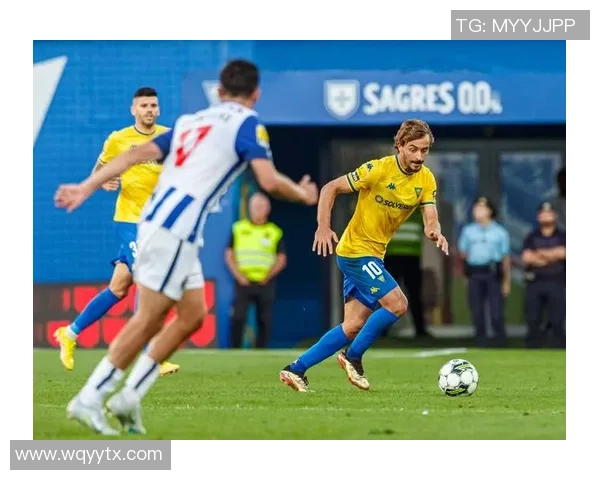 波尔图与摩的精彩对决揭示足球战术与团队协作的魅力